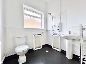 Photo 30- click for photo gallery